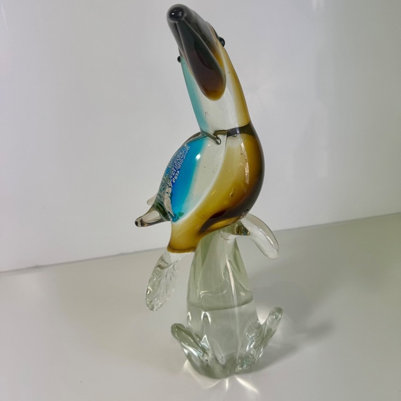 Murano Style Toucan Figurine – Vibrant Hand Blown Glass Bird – Collectible - Picture 3 of 6